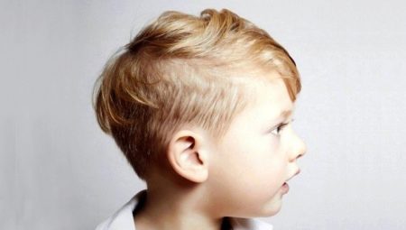تسريحات الشعر الأنيقة على الجانب للأولاد