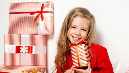 Kako odabrati dar za djevojku od 8 godina na Novu godinu?