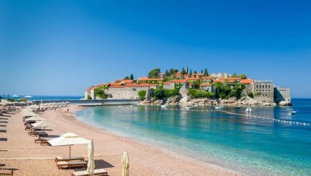 Parhaat rannat lapsiperheille Montenegrossa
