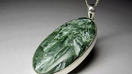 Seraphinite: the meaning and properties of stone