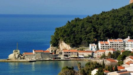 Viskas apie Petrovac Juodkalnijoje