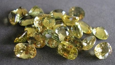Yellow sapphires: what do they look like and who suits?