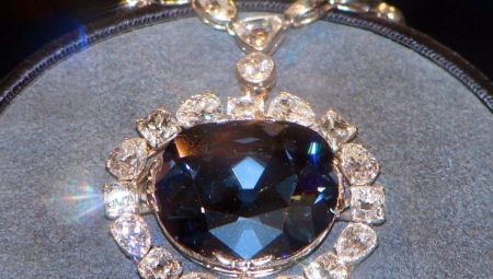 Features and History of Hope Diamond