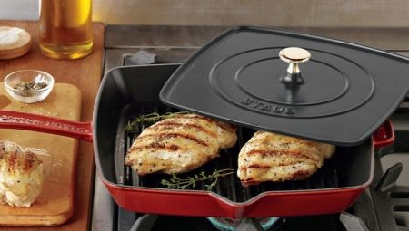 Grill pans with lid press