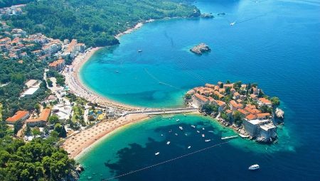 Свети Стефан в Черна гора: плажове, хотели и атракции