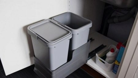 Trash bin with lid: choosing the best model