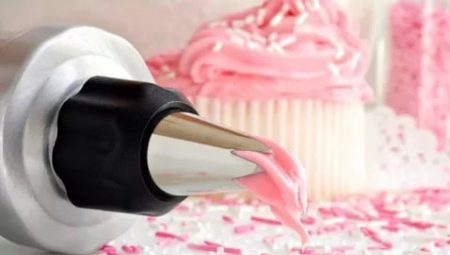 Nozzles for cream: what are and how to use them?