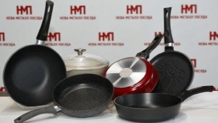Overview of the pan Neva metal cookware