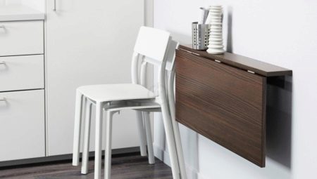 Összecsukható asztalok a konyhában: előnyei és hátrányai, fajták és beépítési javaslatok