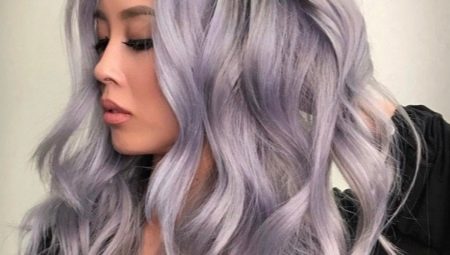 Aschviolette Haarfarbe: Schattierungen und Nuancen des Färbens