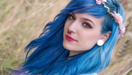 Mavi saçlar: gölgeler ve boyama teknolojisi