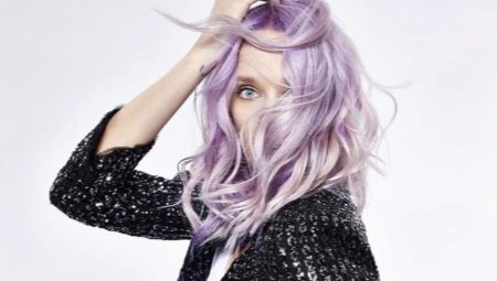 Cheveux violet clair: qui conviendra et comment choisir la bonne peinture?