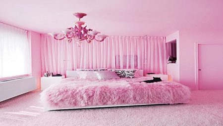 Die Feinheiten des Designs des Schlafzimmers in rosa Farben