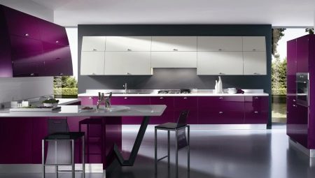 Dvojúrovňové kuchyne: výber a príklady v interiéri