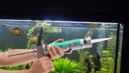 Tömítőanyag akváriumhoz: típusok, kiválasztás és alkalmazás