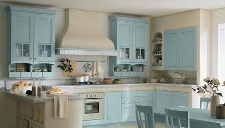 Blå kök: val av headset, en kombination av färger och exempel på interiören