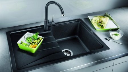 อ่างล้างจานสำหรับห้องครัว: พันธุ์การเลือกและการดูแลอ่างล้างจาน