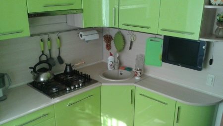 Kruşçev'de köşe mutfaklar: çeşitleri ve seçim önerileri