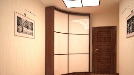 Dimensions des armoires dans le couloir