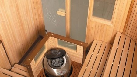 Sauna sur le balcon: avantages et inconvénients, recommandations pour la création