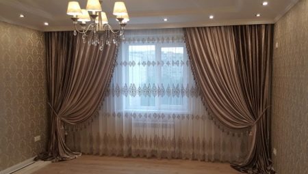 Curtains in the hall on the ceiling ledge: what are and how to choose?