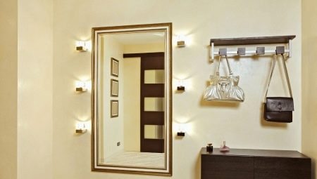 Hallway mirrors: varieties and selection criteria