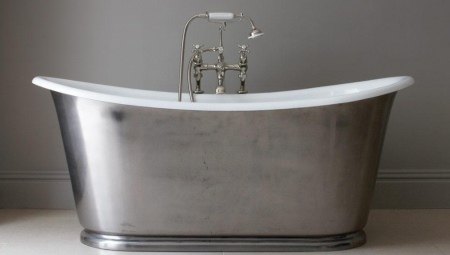 Metal bathtubs: types, pros and cons, selection tips
