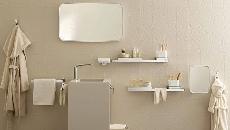 Uppsättningar med spegel för badrum
