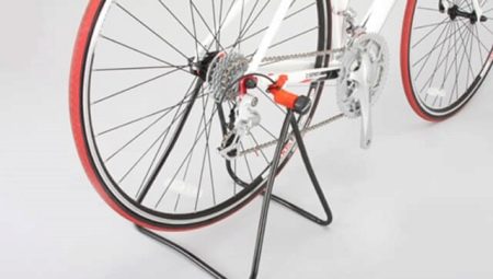 Suportes para bicicletas: vistas, dicas de instalação e operação