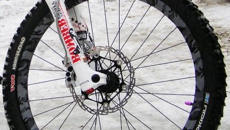 Bicycle disc brakes: types, brands, selection and installation