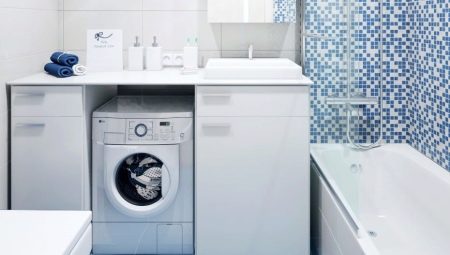 Mažo vonios kambario su skalbimo mašina projektavimo galimybės