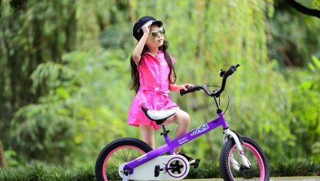 Bicycles for girls of 7 years: how to choose the best?
