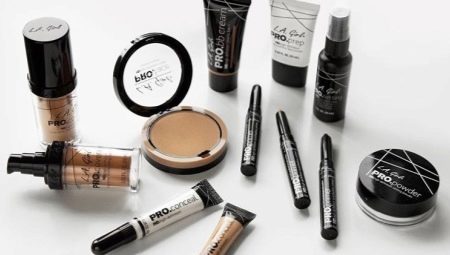 Professional cosmetics: varieties, brands, selection tips