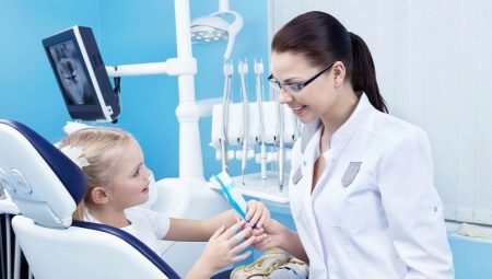 Curriculum del dentista: struttura, regole di progettazione e preparazione