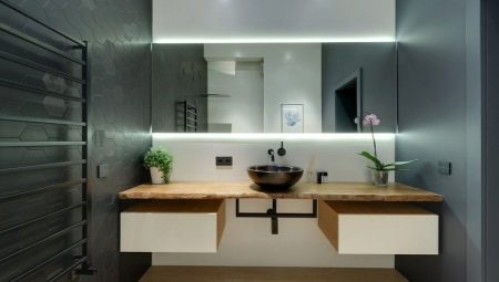 A fürdőszoba tükörének megvilágítási lehetőségei