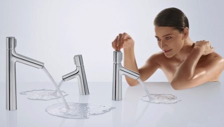 Scegliamo i rubinetti integrati nel bagno