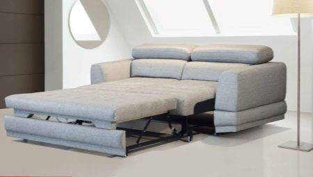 Előre csúszó kanapék: jellemzők és fajták