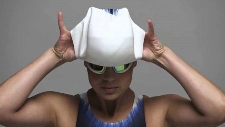 How to put on a hat for the pool?
