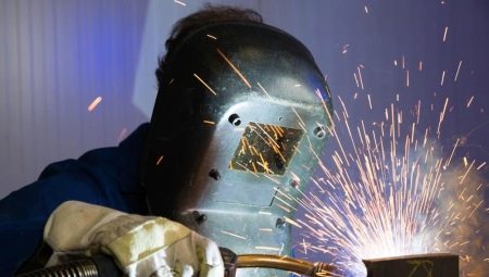 How to write a welder resume?