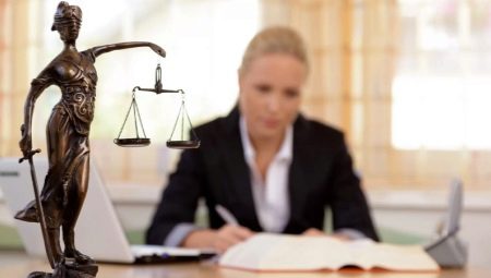 Làm thế nào để tạo một sơ yếu lý lịch luật sư?