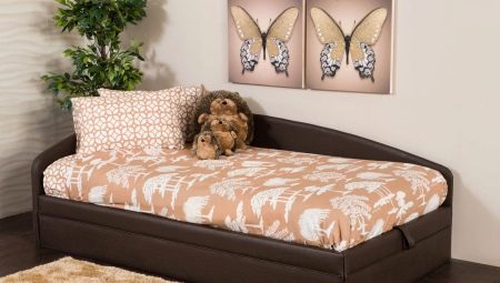 سرير شبه عثماني مزدوج: الميزات والنماذج والاختيار