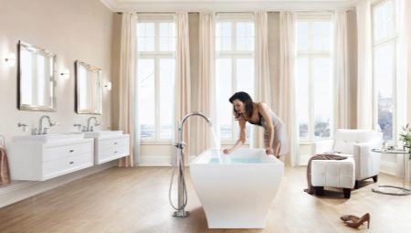 Înălțimea robinetului pentru baie: reguli și standard