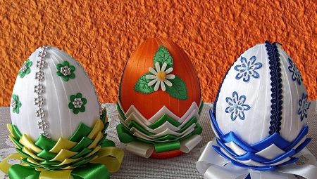 Bagaimana untuk membuat telur Paskah menggunakan teknik kanzashi?