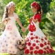 Gyönyörű bolyhos ruha egy lánynak: adjon a babanak hercegnő imázsát