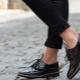 Svarta patentskinn i läder