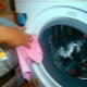 Come pulire una lavatrice da sporco e odori?