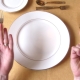 Kaedah-kaedah etika di meja: kami belajar alat makan