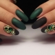 Manicure preto-verde: idéias de design elegantes e incomuns