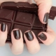 Manicure de chocolate: o segredo do design e das idéias da estação