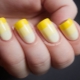 Manicura esmalte de gel amarillo